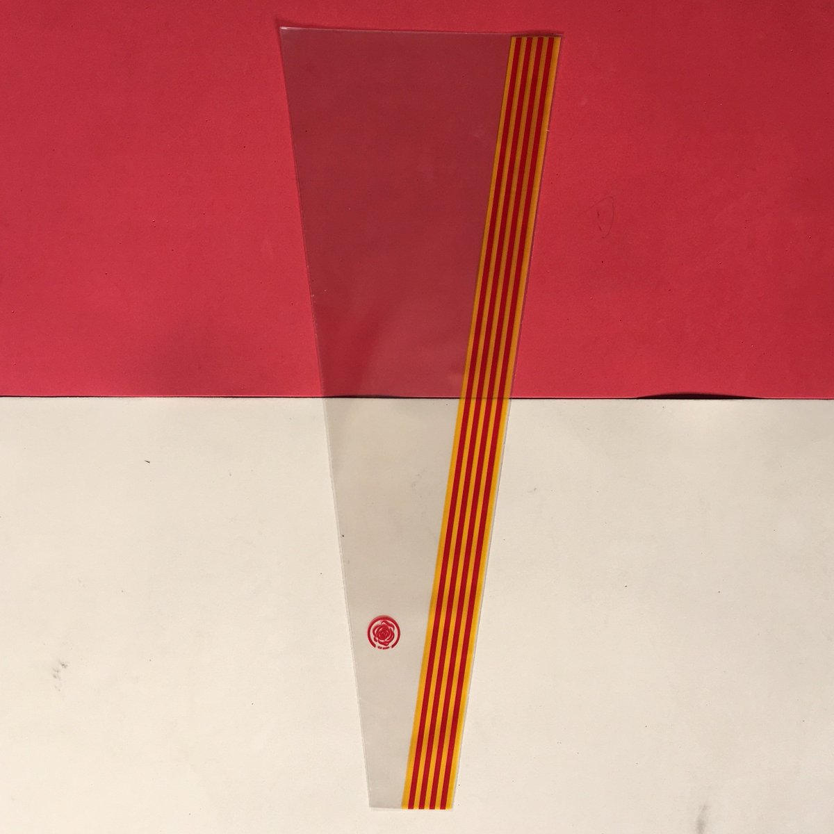 indesa2's tweet image. Fabricamos bolsas cónicas totalmente personalizadas para plantas y flores. grupoindesa.com