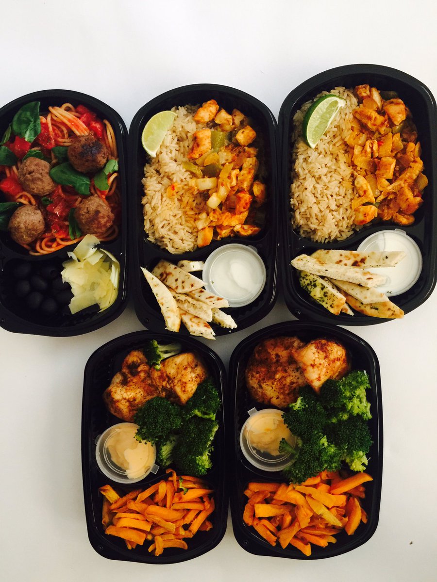 FFunctionalFood's tweet photo. @LMGxo Your 5 fatloss meals freshly prepped ready to be packaged for this evenings delivery 😋😋 #delicious https://t.co/n6LnVQCngO