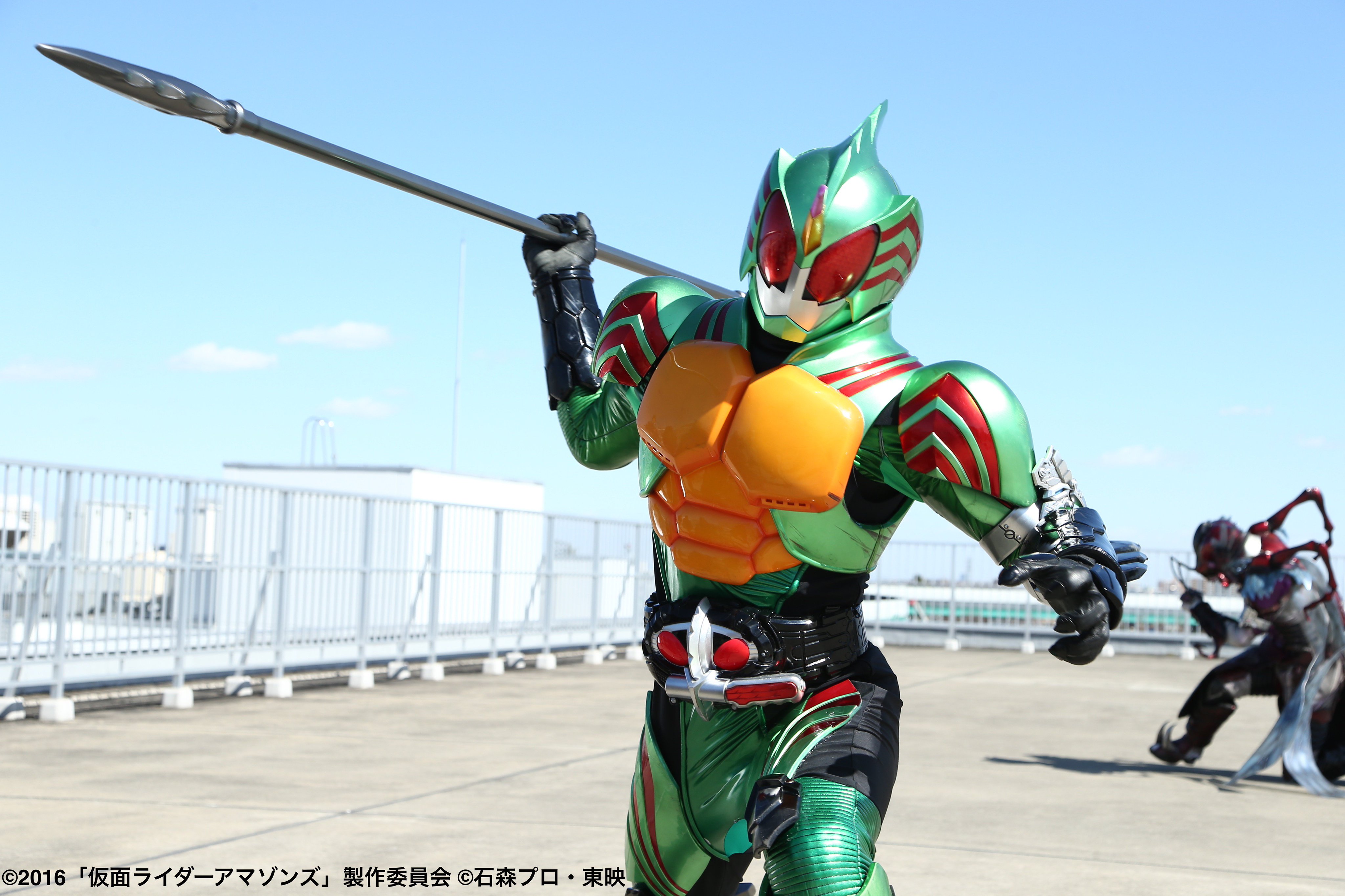 仮面ライダーアマゾンズ 明日の第5話配信の前に みなさん すでに４話まではご覧頂けたぞんよね 第4話 でのアマゾンオメガのこの雄姿を見たら もう刮目せずにはいられない ご覧になった方も そうでない方も復習して第5話配信に備えるぞん アマゾンズ