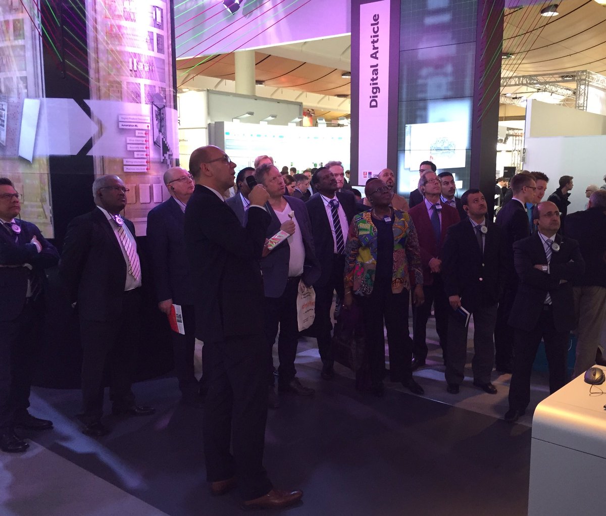 Andreas_Schr's tweet photo. International ambassadors at Smart Engineering and Production 4.0 #SEAP40 #HM16 Hall 8 Booth D28 @PhoenixContactD https://t.co/ikJ32RHyDL