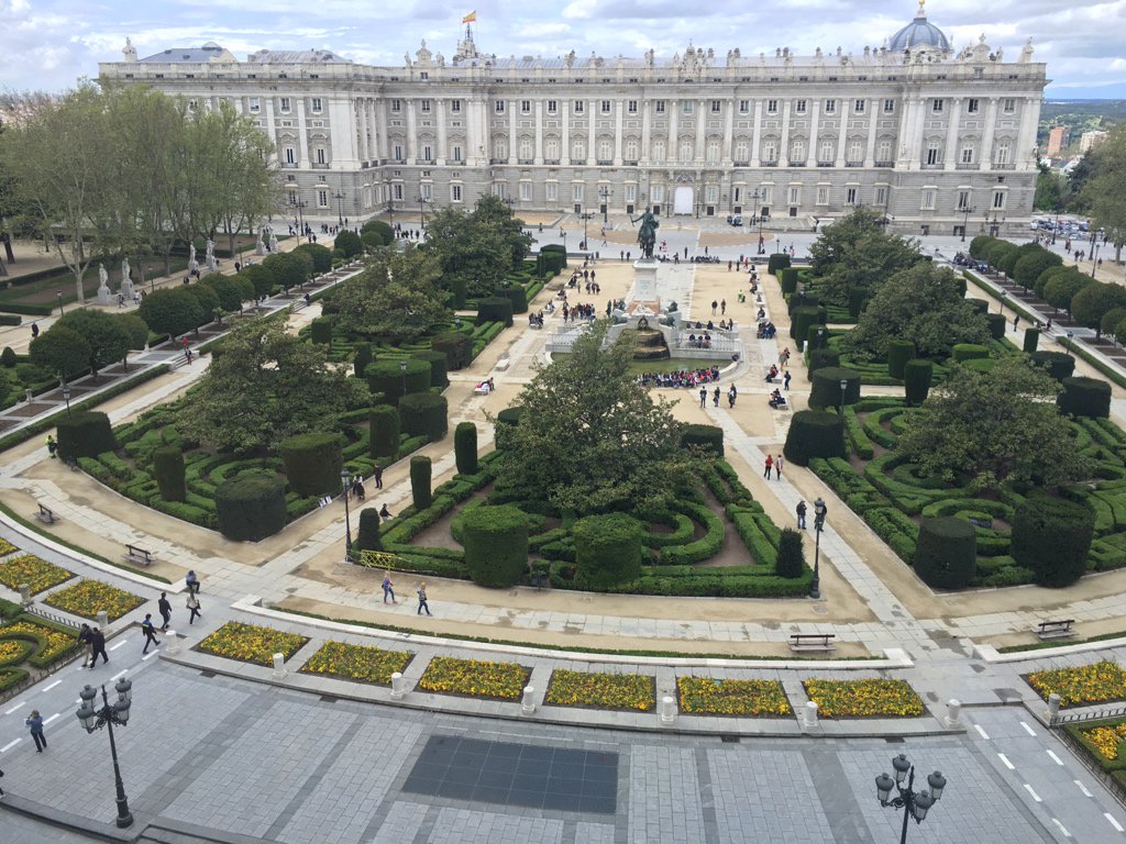 Últimos retoques antes del #LivingCloud con <a href="/RafaelNadal/">Rafa Nadal</a> y Grandes Clientes de <a href="/Telefonica/">Telefónica</a>
