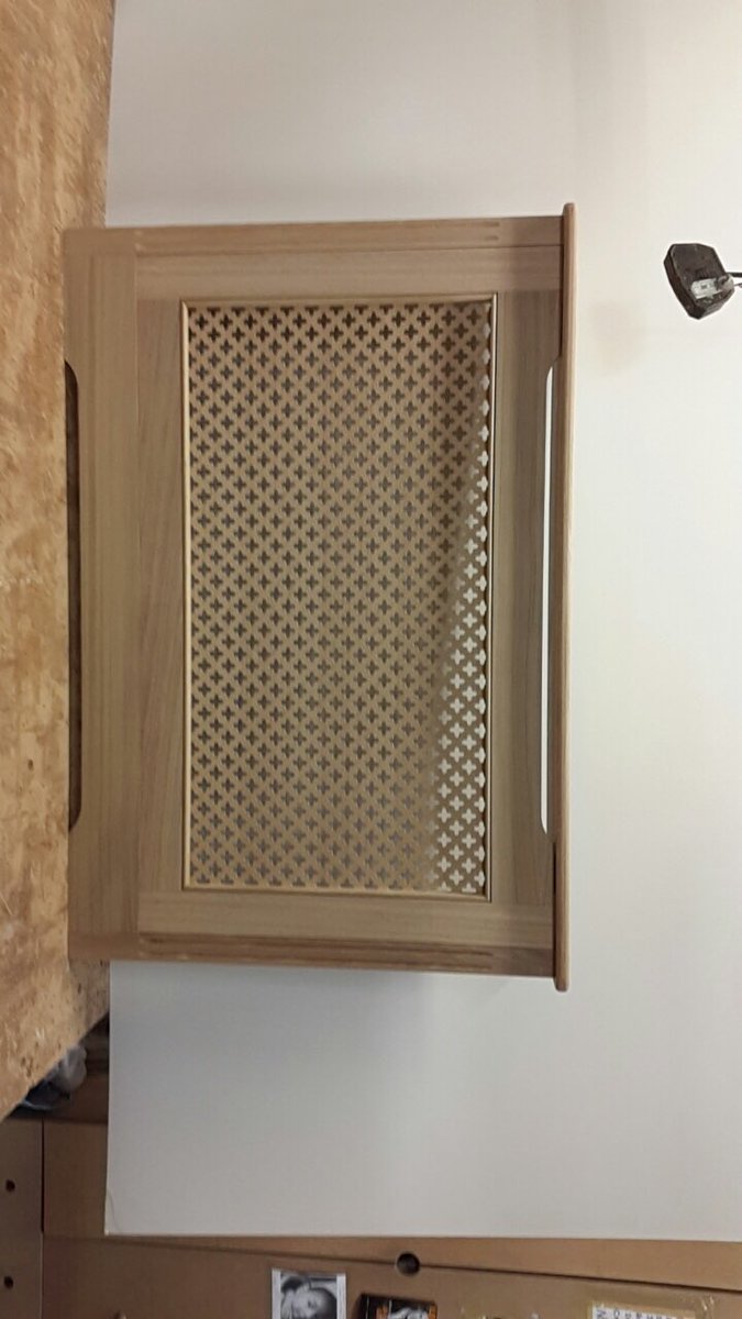 HODSONSJOINERY's tweet image. Solid oak and oak Mdf radiator cover.