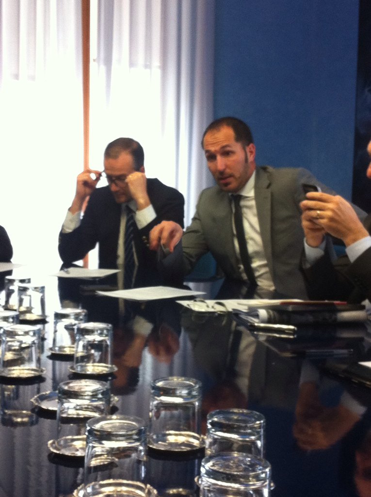 Revelant "la mozione che presentiamo è importante per dare garanzie agli imprenditori che vogliono investire"