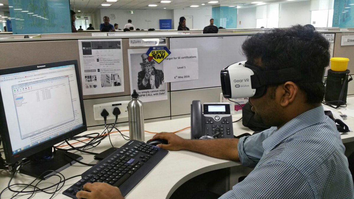 BinaryGru's tweet photo. Fun time at @CapgeminiIndia Kolkata office #LifeAtCapgemini #VirtualReality #OculusGearVR #WorkingIsFunAtCapgemini https://t.co/CDP0QCIvGn