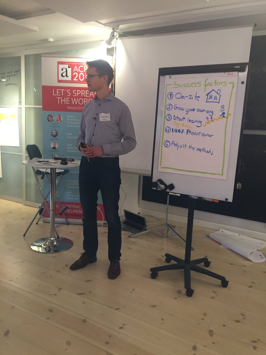 Agilakontrakt's tweet photo. How to dress for success in Agile projects? Jesper Thaning from BestBrains, Denmark. Top 5 tips ✌️ #acpn2016 https://t.co/SJ2arwXDWO