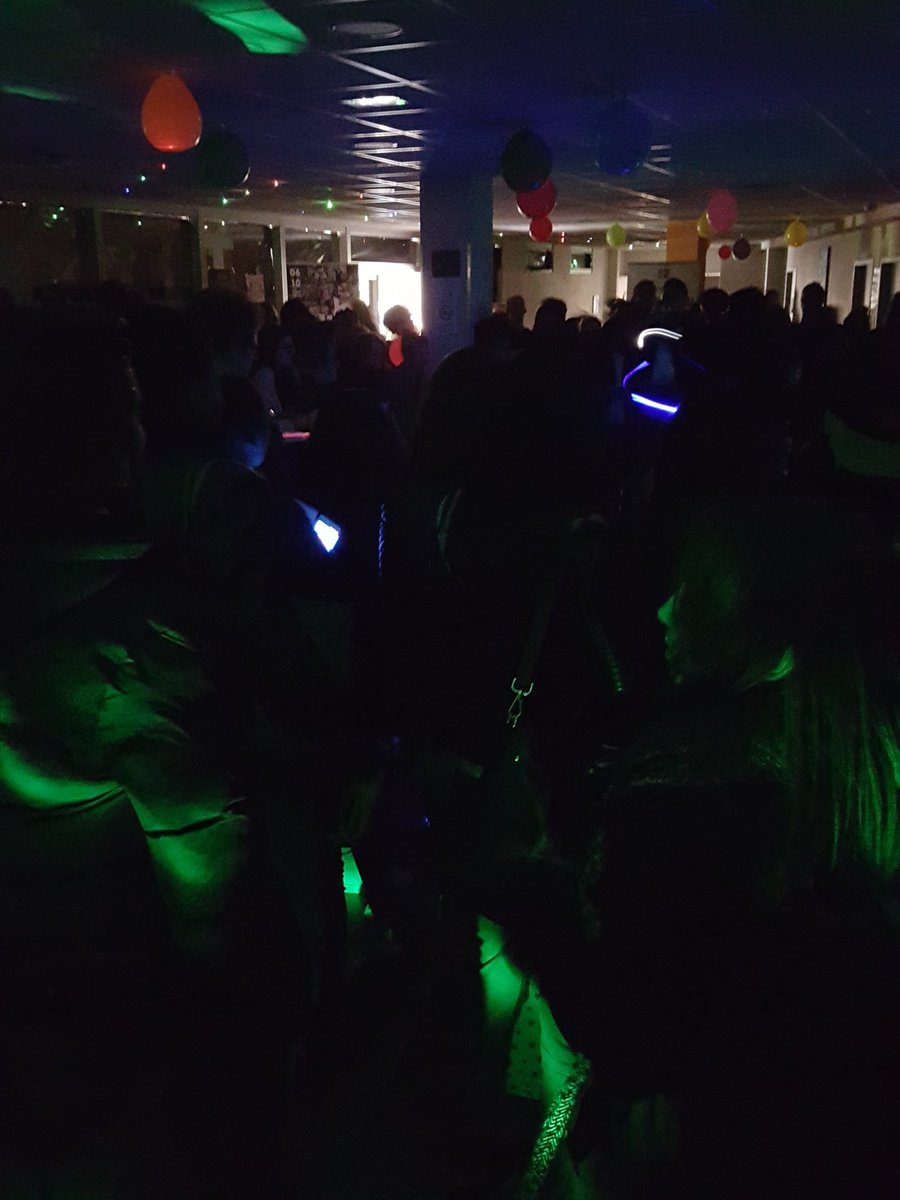 ElssieAgency's tweet image. Le chaud de l'agence @Zulu_Arts au top ! @ppa_awards @v_briancon @PPA_Alternance #microevent #agenceelssie #zuluarts