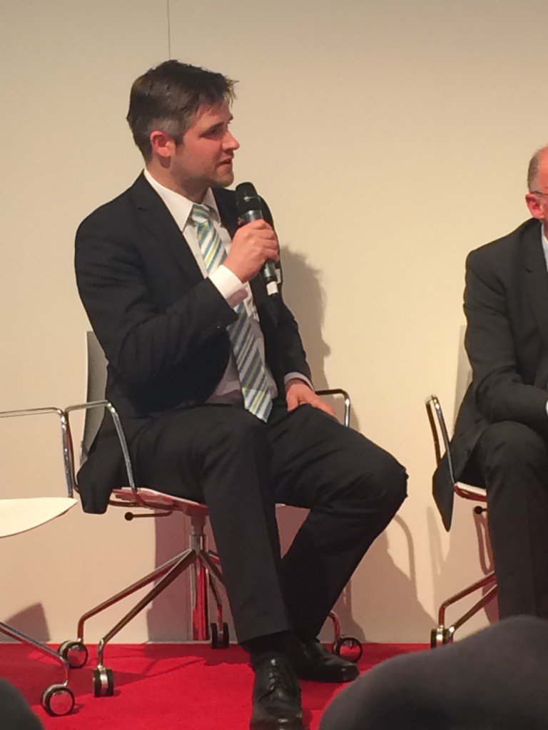 Angela_Josephs's tweet photo. @OlafPxc wir müssen in die Interoperabilität gehen. Dafür müssen viele mitmachen. #Industrie40 #PhoenixContact https://t.co/xAFyeXYU8I