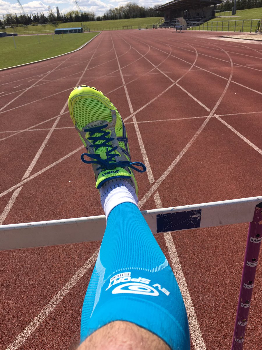 AthleteInMind's tweet photo. Another good hurdles session done @LeeValleyAC rocking my @BVSport_UK #BVBooster https://t.co/3r7HadxbMh