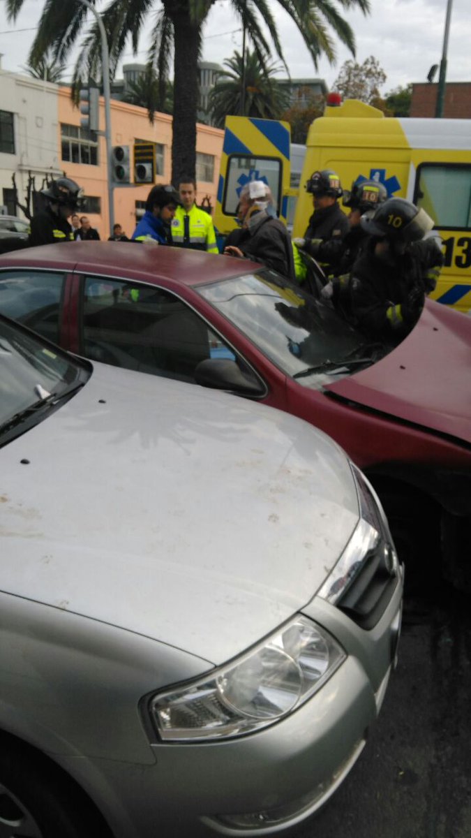 CRAP77's tweet photo. Imágenes  rescate Vehicular  Yungay con Francia @ucvradio @biobio https://t.co/YtdxUR4qGy