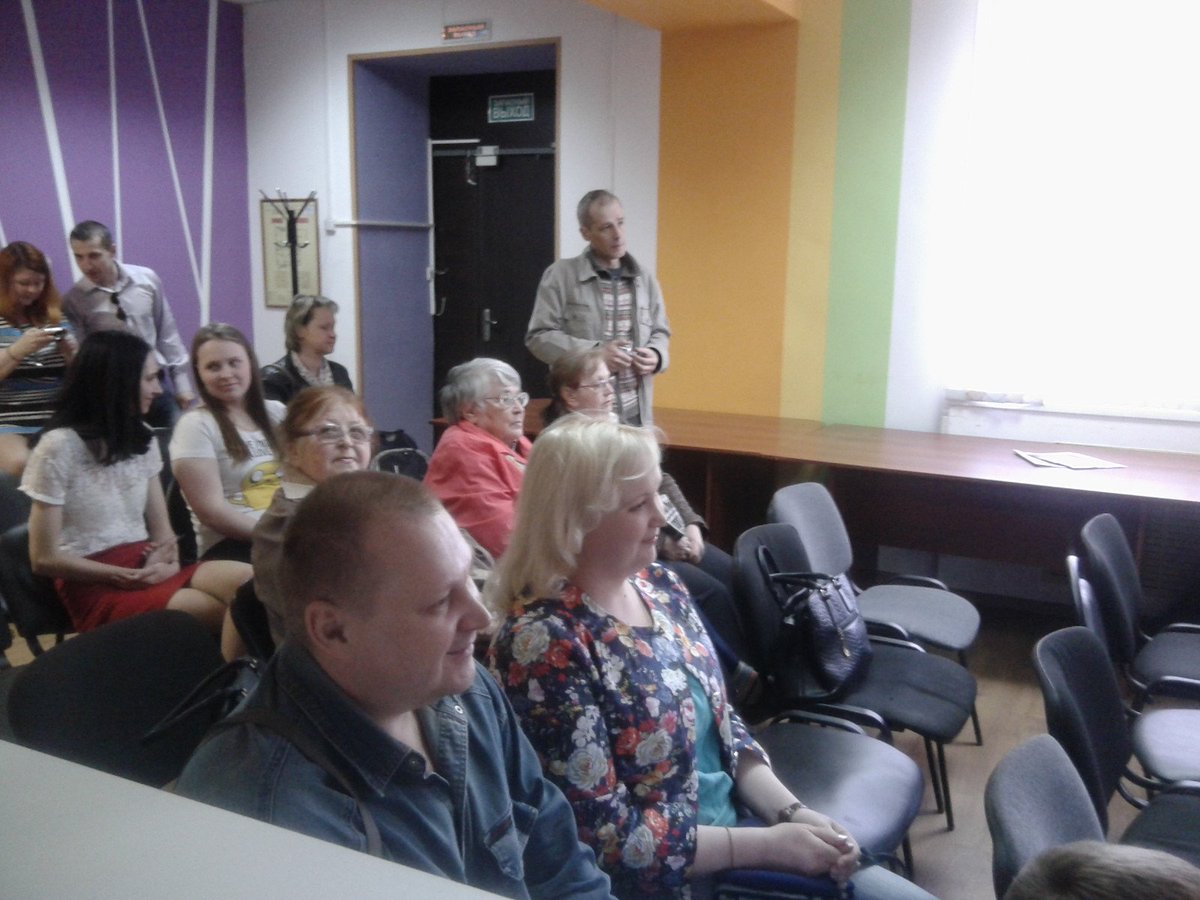 #МЦ #иваново #молодежь #Джем
В клубе "Джем" <a href="/Iv_Mol_Centr/">Молодёжный центр</a>  начался концерт творческого коллектива "Беломор"