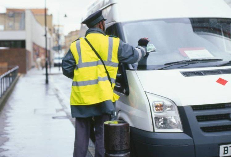 comparevan's tweet photo. 4 things you need to know before driving a van in London https://t.co/BvqPGLuEEb #removals #vanhire https://t.co/EVqoZS0zqx