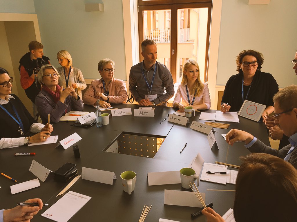 PatrickFederhen's tweet photo. #magicroundtable zur Betriebsnachfolge in der Hotellerie  #bctn16 https://t.co/ScsaMRGj6P