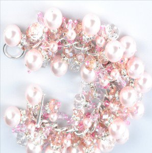 randbevents1's tweet photo. Join us @randbjewellery1 @grenvilleallen++ @Royal_Shopper May 2-8 Level 2 outside @FenwickStores https://t.co/PD6JXxXX8Y