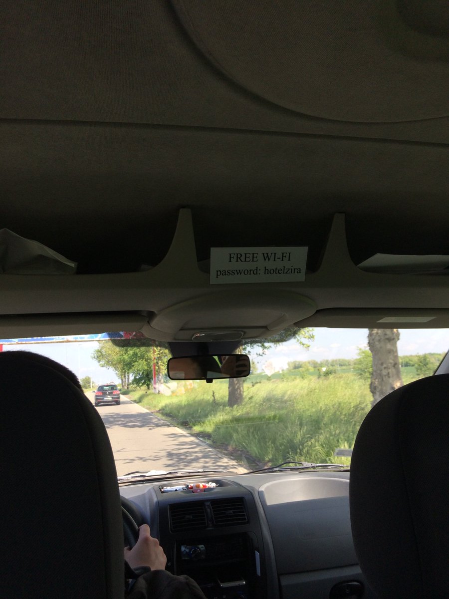 StephanMahler's tweet image. Durchgehend WiFi: Flughafen, Flugzeug, Taxi, Hotel. Fantastische Entwicklung! #cloudworker youtu.be/HxFtBaox7KU