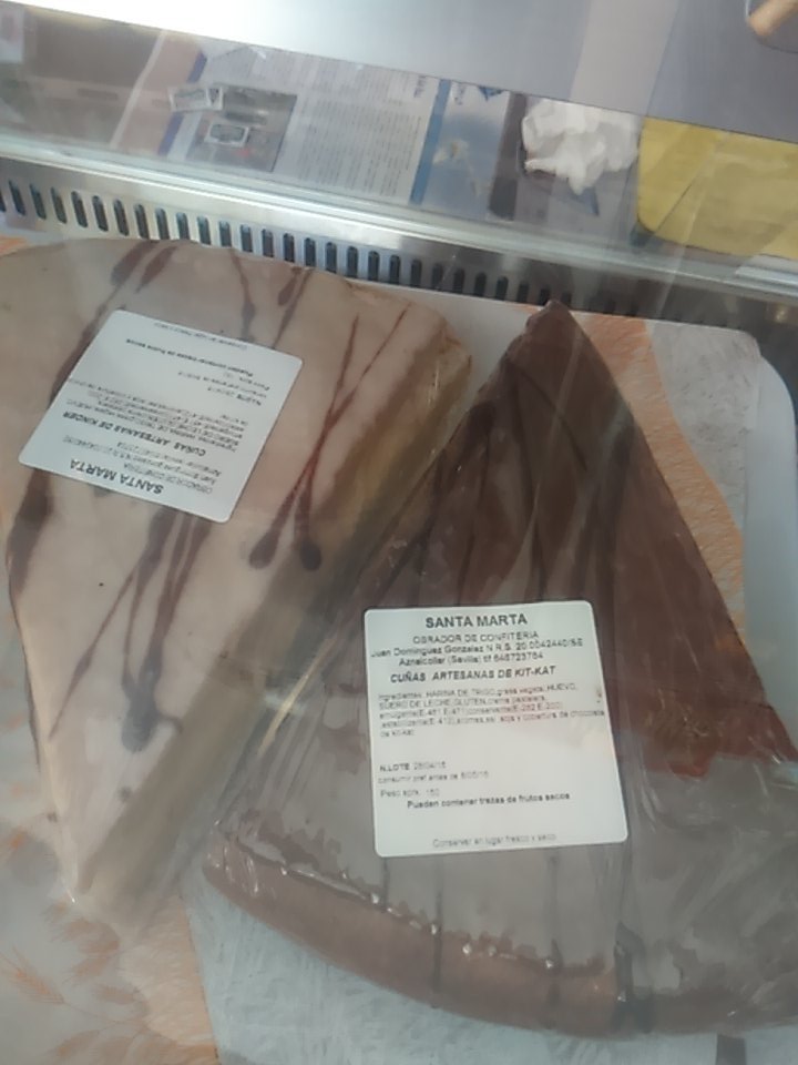 Ahora también disponemos de cuñas con sabor a Kinder y Kit-Kat a solo 1€ 👌😜