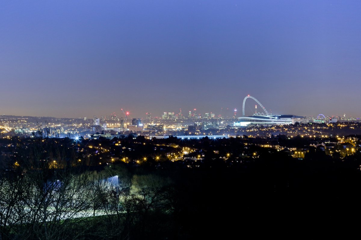 InsideUVL's tweet image. Looking for a spectacular view to propose with? @HarrowSchoolEnt we have the perfect location. #Uniqueproposal.