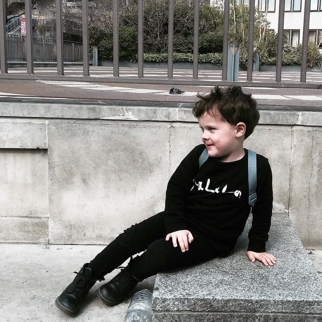 alotwithalittle's tweet photo. So apparently he's a fashion blogger now 🙈😂
.
.
.
#fashionblogger #fashionminis #kidsstyle #toddlerwithstyle #kidwi… https://t.co/XGugqR3VeO