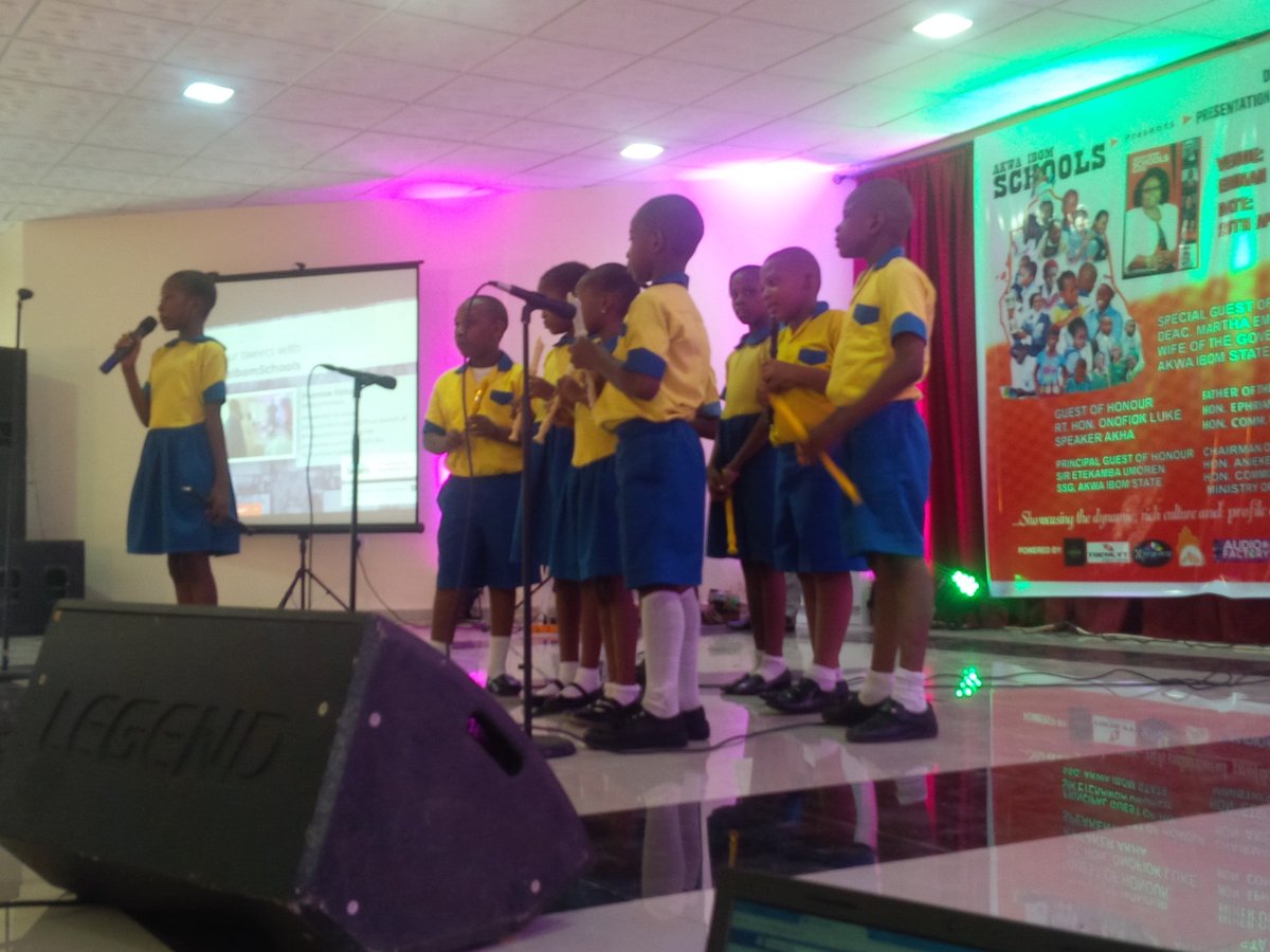 acushlakoncept's tweet photo. "You are great" song presentation by diamonds and gold school #AkwaIbomSchools @Ibomelibrary @ibomschools https://t.co/2K0QFzMTQZ