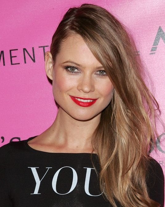 CelebSCNames's tweet image. Beautiful Model @BeePrinsloo is beeprinsloo #celebsnapchat