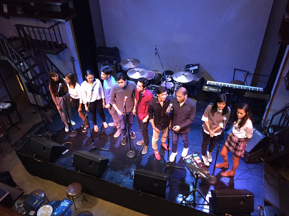 mintschool's tweet photo. #mintriffs are here for #mikoymorales single launch #pusonghindimakatulog here at the Music Hall #mintcollege https://t.co/nxRb3FCtNV