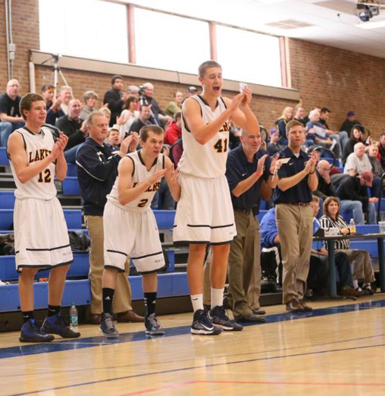 Talk about a bit of a throwback! @DoUKnowAScanlon <a href="/jason_faul/">Jason Faul</a> @AlexTFocke <a href="/KOTASEK/">DK</a> #TwitterlessTimmy
