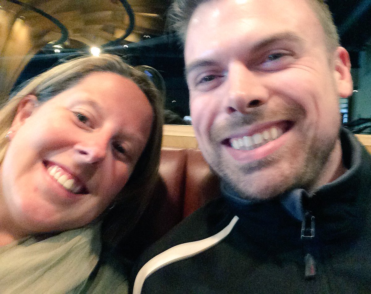 Nothing like bumping into Canadian curler <a href="/DustinKalthoff/">Dustin Kalthoff</a> in the <a href="/HeathrowAirport/">Heathrow Airport</a> <a href="/CurlingCanada/">Curling Canada</a> #mixeddoubles