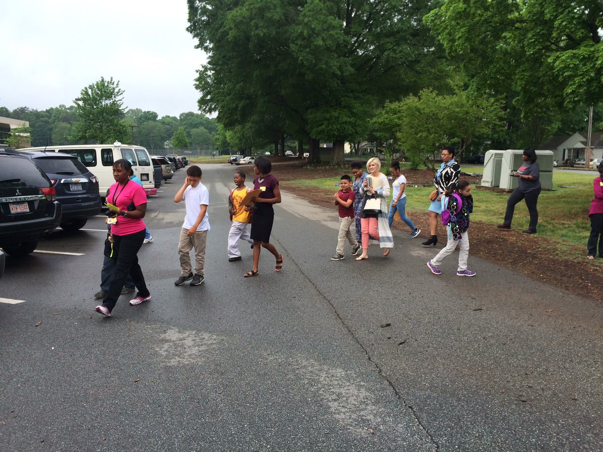 SpeasGlobal's tweet image. Monthly #FireDrill #BeePrepared #practicemakesperfect @wsfcs @Ash_WSFCS