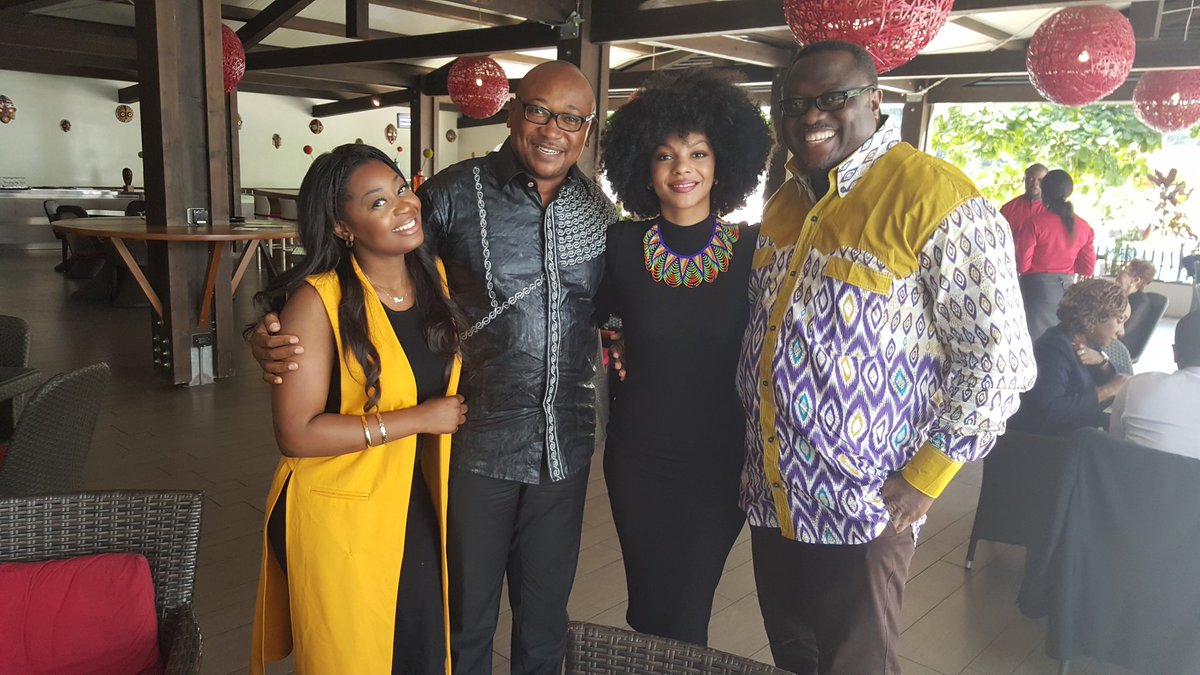 guyntoto's tweet image. @ORNELLAMAYASSI @bettyrichoux #tylagang à #Kinshasa pr rendre hommages à #PapaWemba dans 1 show @ziklecatra @pakonss