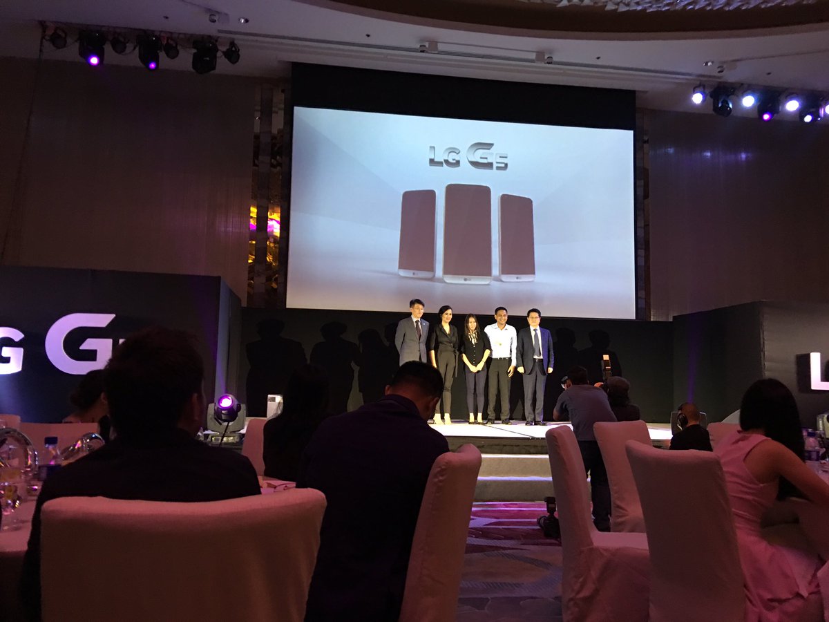 TheBromanceCrew's tweet photo. LG raffle winning #LGg5ph coming from #MemoExpress and #GadgetPilipinas https://t.co/W1LYNPVK3k