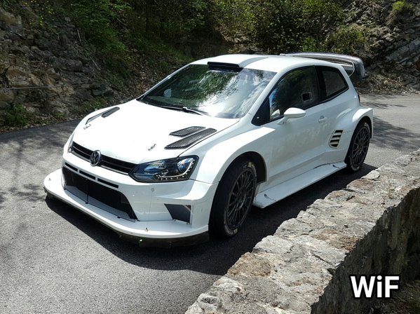Media_Racing's tweet photo. . @SebOgier ha estado probando el Volkswagen Polo R #WRC 2017 sobre asfalto. Fotos vía @Traxx_WiF https://t.co/cdw4sp4Wt0