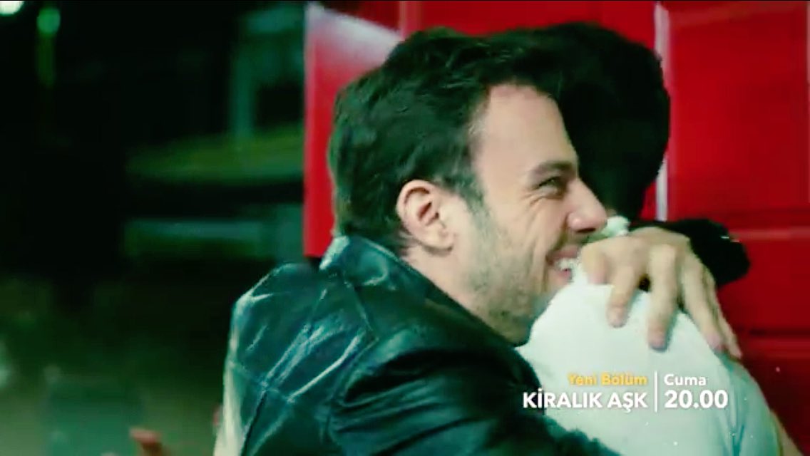 YldzAsude's tweet photo. Aiyy sonunda kardeşlerde barıştı gelsin çifte düğün 👬😍 #kiralıkaşk https://t.co/SlsPJo9tpM