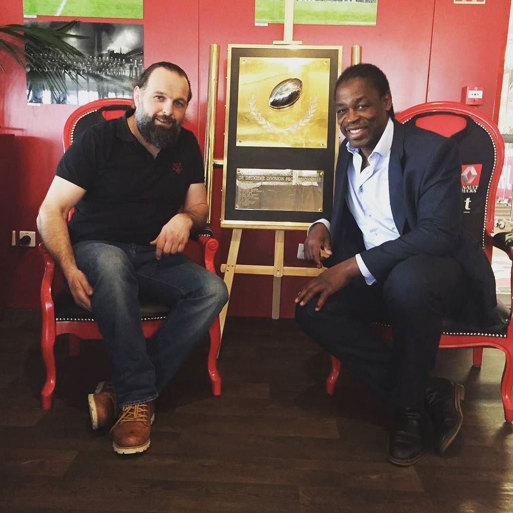 E_GallegosMejia's tweet photo. Serge Betsen
#champion #prod2 #lourugby #betsen #xvdefrance #rugby #ancienrugbyman #brasseriedulou #brasserie https://t.co/3LnVd4wDxq