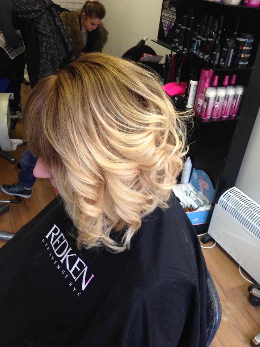 coraallouise's tweet photo. LOVE the new blonde idol systems by @Redken5thAve  😍 #todiefor https://t.co/y6UwZ3cZco