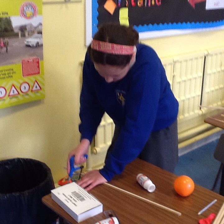 LisburnC's tweet photo. Designing and making life rafts to take survivors in P6C #titanicproject https://t.co/FqnnWcRbBJ