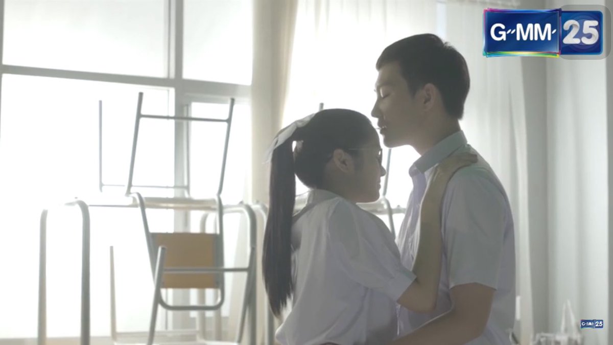 สิงมะลิได้มั๊ยยยยยระทวย "ถ้าเราอยากจะเป็นมากกว่าเพื่อน" ภัทร💕💕 #lovesongsloveseries #captainchonlathorn