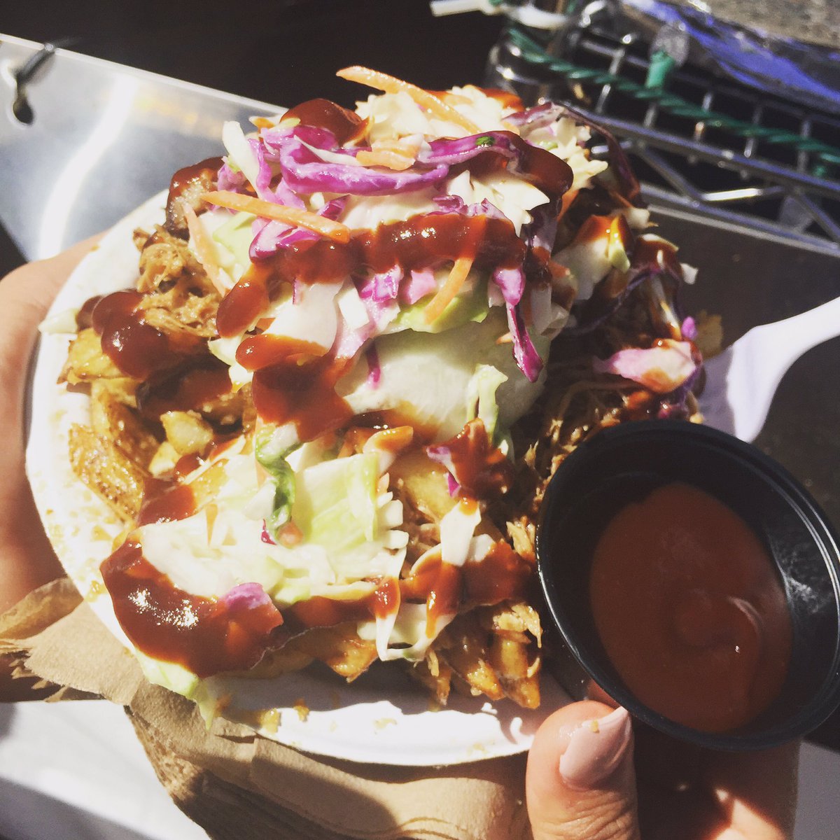 the_grubbuddy's tweet photo. Dirty fries 🍟 #Coachella2016 #coachellafood #chellavibes https://t.co/NdAdgxaiuj
