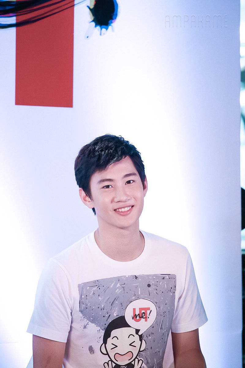 ถ้ายิ้มมากกว่านี้ เราจะเข้าไปอยู่ในใจเธอแล้วนะ >.< <a href="/captain2541/">CisT</a> #UTme #CaptainChonlathorn