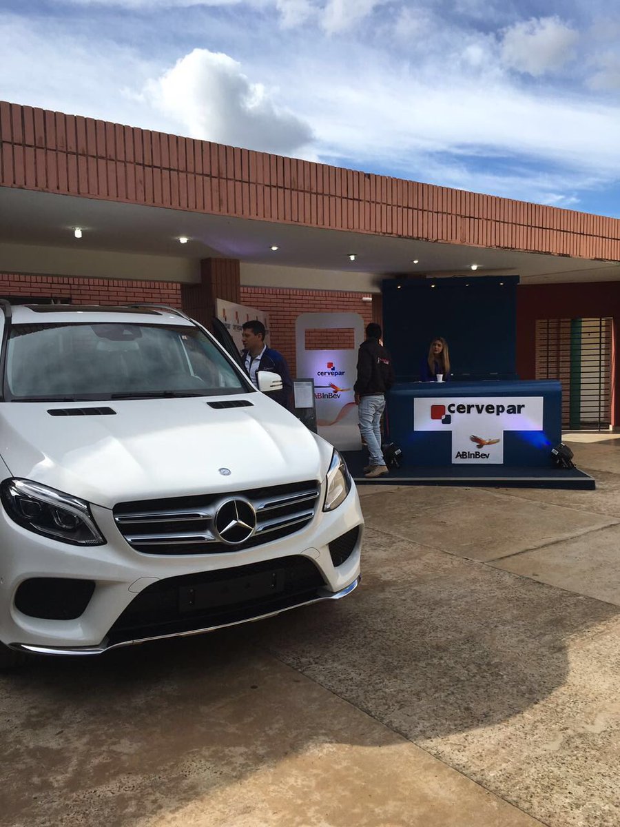 aleiiafPy's tweet photo. Agradecemos a @MercedesBenzPY por el apoyo para el #cpeii2016 https://t.co/hs4zomlY9E