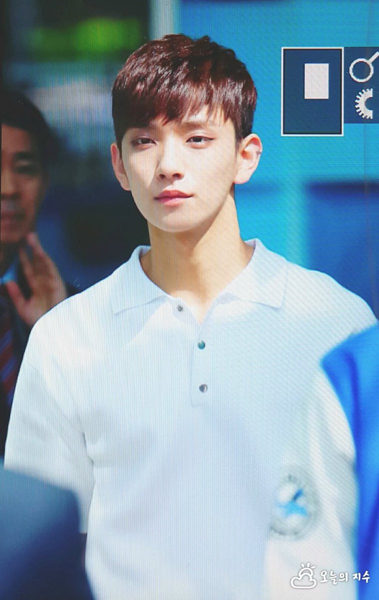 jisoo pics tweet media