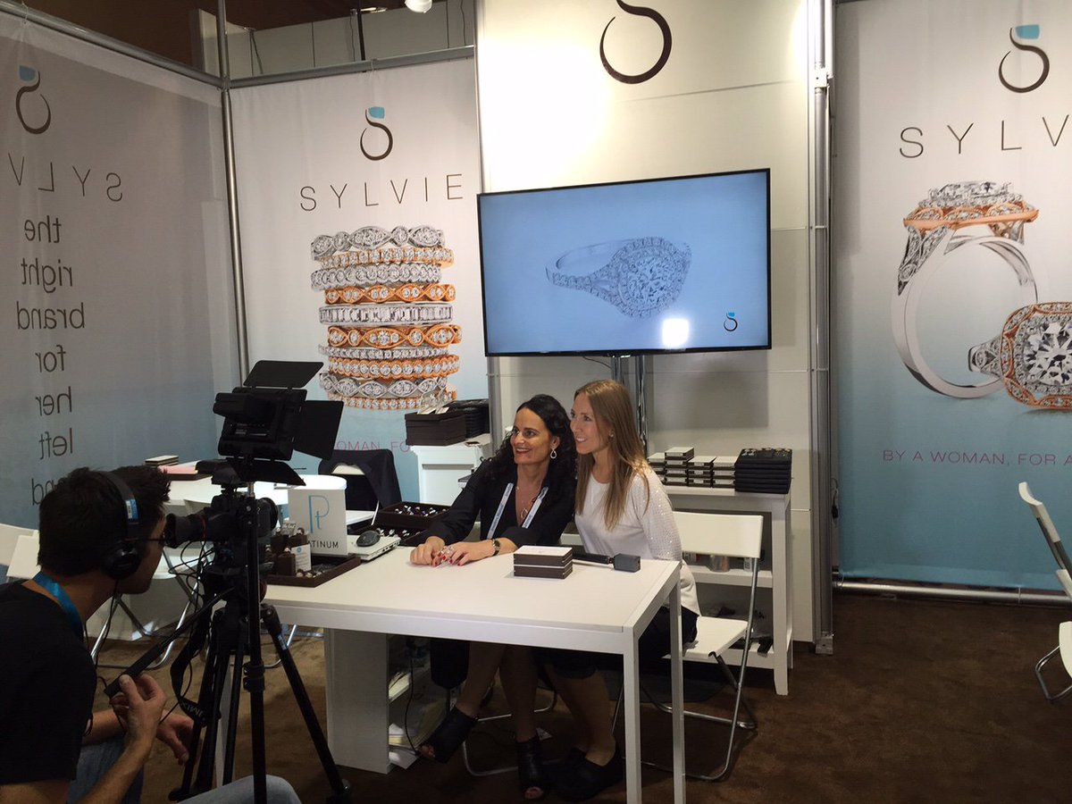 sylviejewelry's tweet photo. JCK is on the way! #ThrowbackThursday #TBT #JCKLuxury #JCK2016 #JCKTalks #Jewelry #LUXURY https://t.co/RETFlLOj1O https://t.co/XjvAhOmgQH