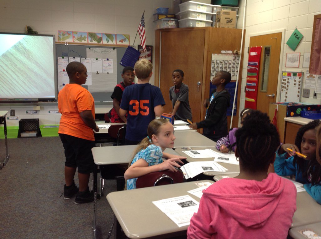 MrsFolkerTCE's tweet photo. Collaborative groups writing proposals for school improvement.  #CampTCE https://t.co/uNz7XLRrpg