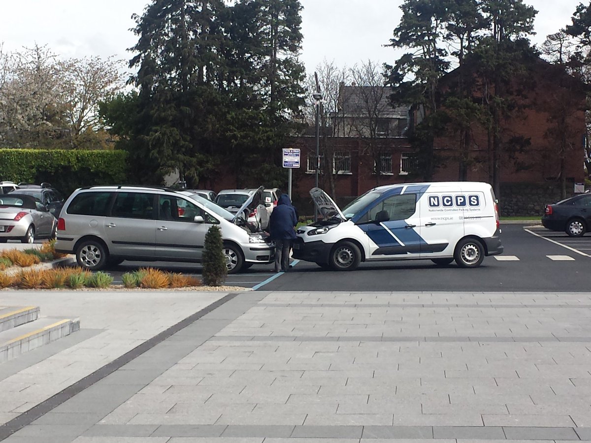 Spiffingt0n's tweet photo. They're not all bastards #clampers #ncps https://t.co/vlHW5An0Jy