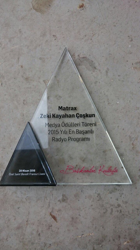 Üniversite kulüplerinden oluşan, Başkanlar Kulübü'ne en başarılı radyo programı ödülü için teşekkürler <a href="/isstfest/">ISSTanbul'16</a>