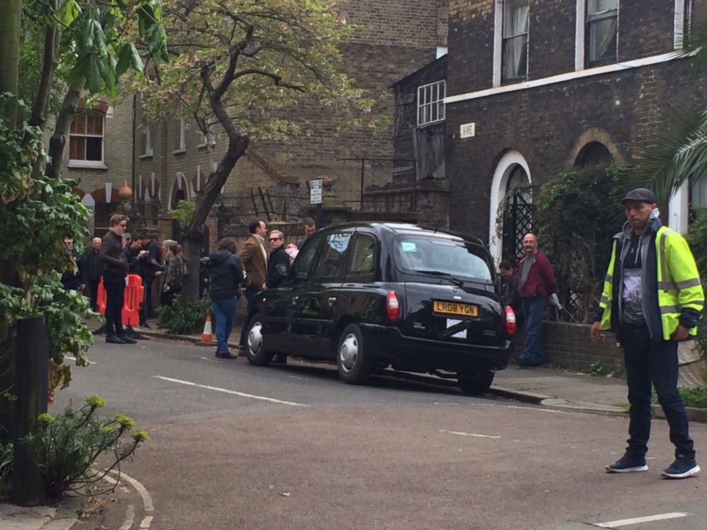 Ruther2's tweet photo. #Setlock Martin's arrived (remember to credit these pics to @LadyRedCrest ) https://t.co/cV8aMXpwog