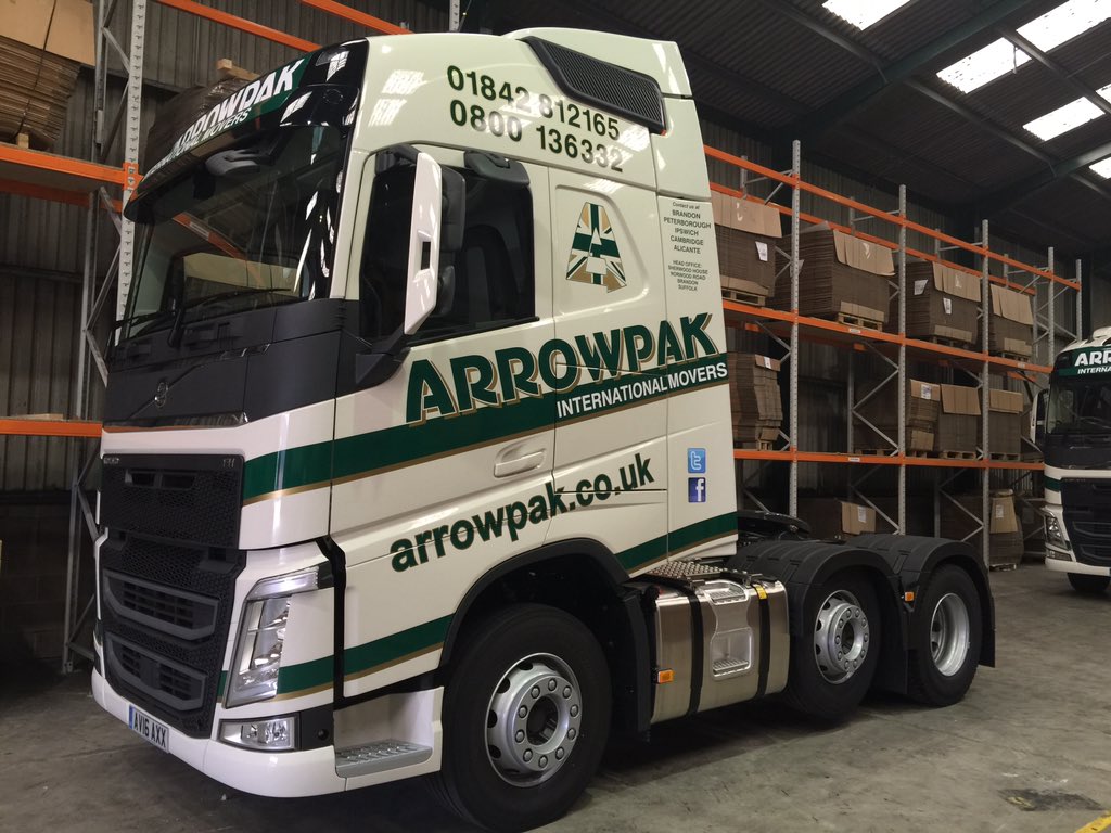 ArrowpakInt's tweet photo. All signed up ready to roll, #haulage solutions with #Arrowpak 0800136332 https://t.co/cM20nFHfCs