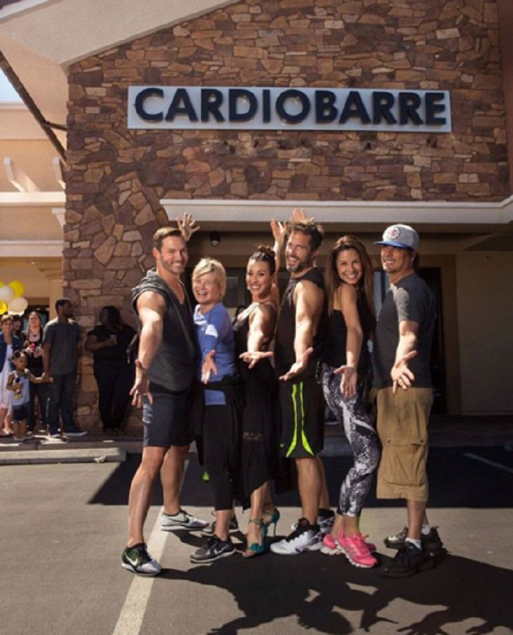 SoapOperaSpy's tweet image. Eric Martsolf's #DOOL co-stars at Cardio Barre Las Vegas to support his new business venture
soapoperaspy.com/24081