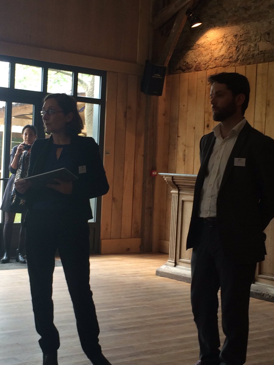 cygal01's tweet photo. Présentation de 8x8 digital marketing à @FeedContact #reseausocialintimiste , #startup de #SaintNazaire https://t.co/HMx5za8ED6
