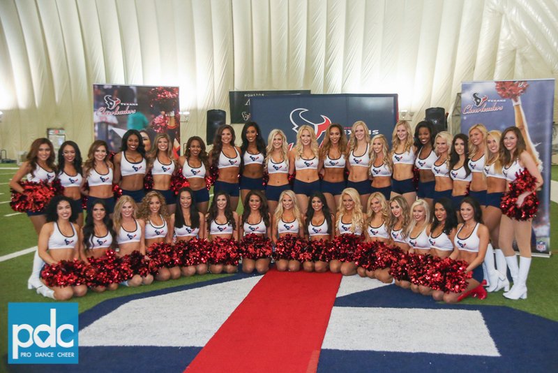 ProDanceCheer's tweet photo. .@TexansCheer Announce 2016-17 Team PHOTO GALLERY #HTCTryouts2016 https://t.co/9xvdvFqIdT https://t.co/kKFuziDk22