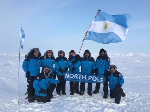 First expedición to the #NorthPole with a full argentinian crew