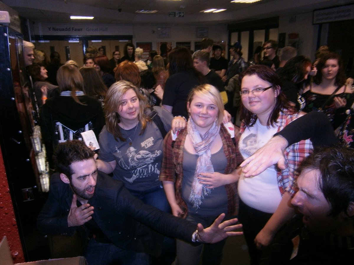 Billacookie's tweet image. back in the day when i was blonde and spent more time at gigs. @SHFClub was seriously the best :D miss these days :(